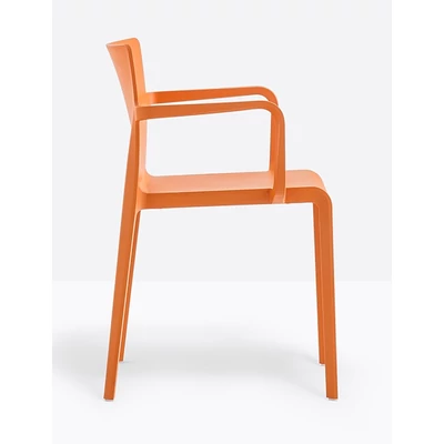 Volt rakásolható karosszék