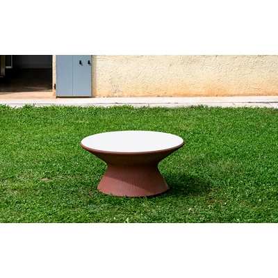 Fade small table