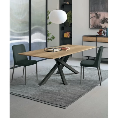 Origami étkezőasztal (natúr erezett tölgy strukturált matt asztallap; antracit váz; 180x100 cm-es fix változat) és Sofia szék