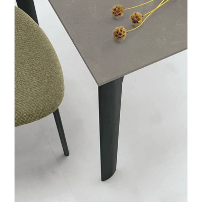 Podio étkezőasztal (kőcement strukturált matt asztallap; antracit váz; 140x80 cm-es bővíthető változat)