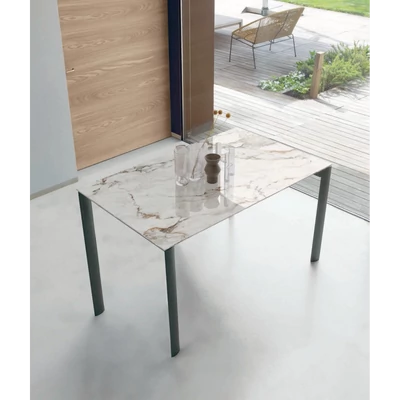 Podio étkezőasztal (Cod. 08 nyomtatott üveg asztallap; antracit váz; 140x80 cm-es bővíthető változat)