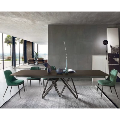 Roulette étkezőasztal (mocha tölgy strukturált matt asztallap; ferde szélű; antracit váz; 180x100 cm-es bővíthető változat) és Queen szék