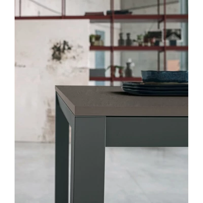 Space étkezőasztal (sötét mész strukturált matt asztallap; antracit váz; 160x90 cm-es bővíthető változat)