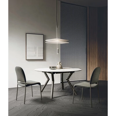 Oliver étkezőasztal (038 Calacatta Oro matt kerámia asztallap; mocsárszürke váz; 140 cm-es átmérőjű bővíthető változat) és Gilda szék