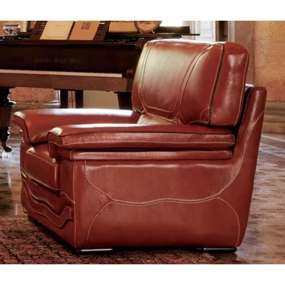 Leopoldo Armchair