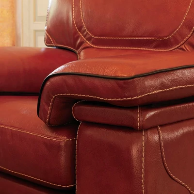 Leopoldo Armchair
