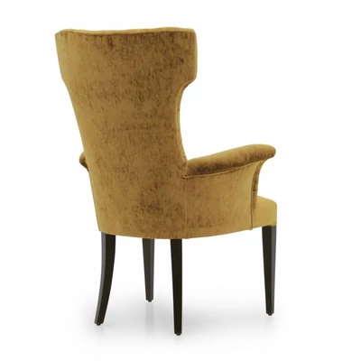 Queen easy chair
